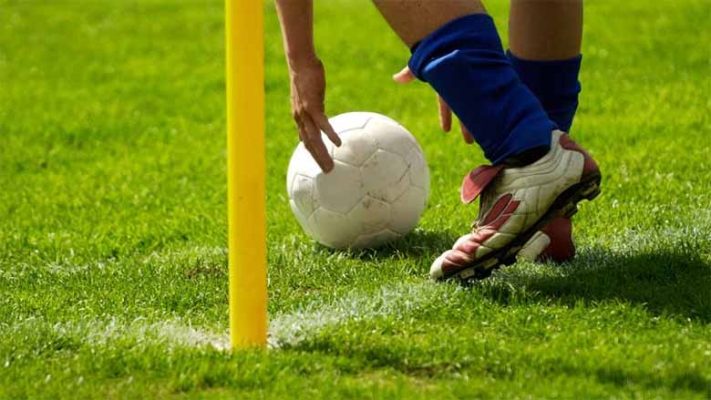 Phạt Góc Là Gì? Tìm Hiểu Luật và Quy Tắc Đá Phạt Góc trong Bóng Đá