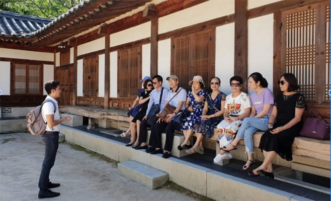 Những tiêu chuẩn chọn hướng dẫn viên du lịch đáng tin cậy