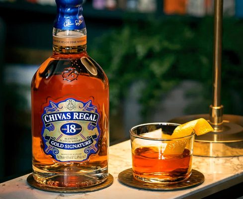 Tại sao rượu Whisky là món đầu tư lâu dài được giới nhà giàu săn đón?